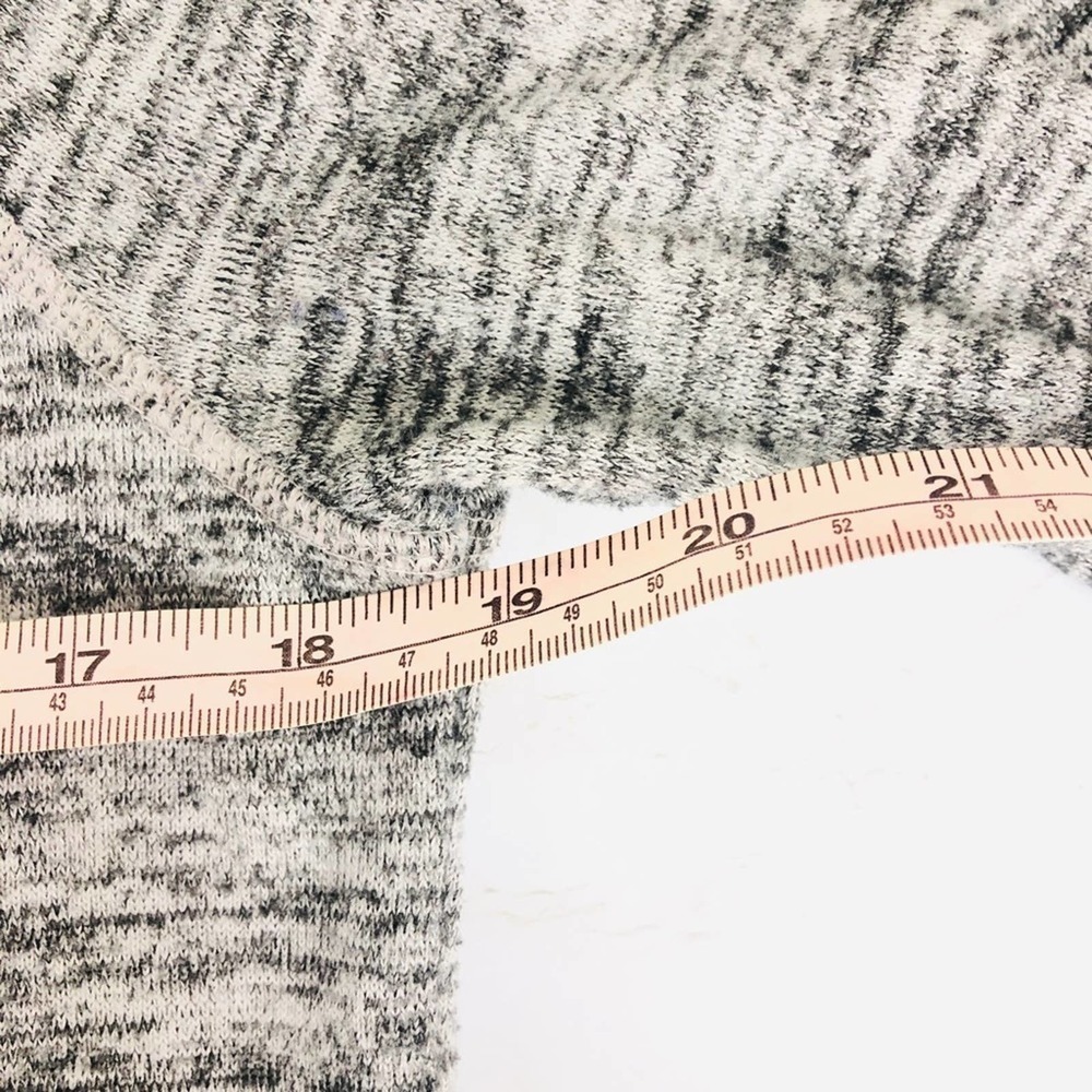 Athleta Heather Grey High Low Hem Sweatshirt M - Picture 6 of 7